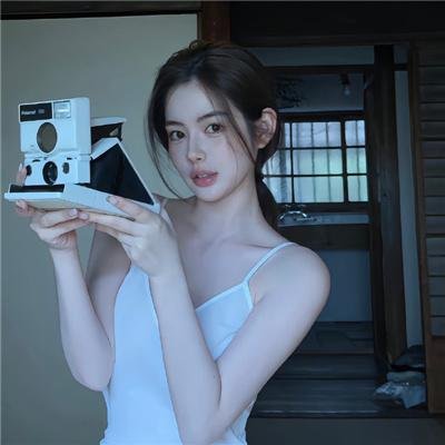 艳阳春水惊鸿